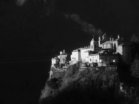 Sacro Monte in bianco e nero
